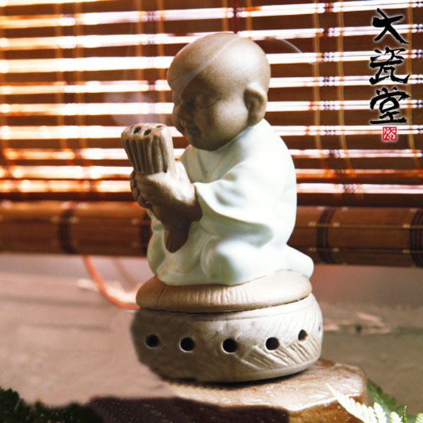 5Cgo 38596796449   許願小佛汝窯茶寵茶玩紫砂精品手工擺件陶瓷小僧盤香檀香香爐念經修身養性  LAY94000