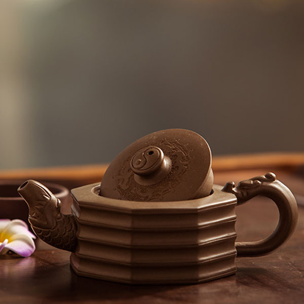 5Cgo 39826663605 原礦紫砂茶壺宜興茶壺手工紫砂壺青灰泥雙龍八卦功夫茶具差瓦恩花茶禮儀茶道居家用品精品   LAY08700