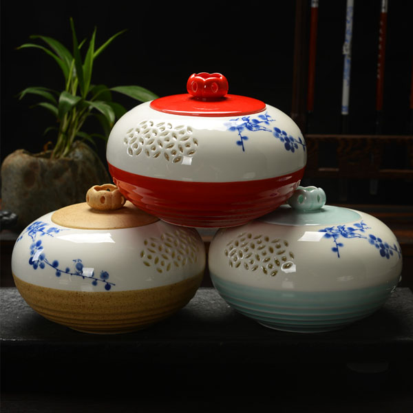 5Cgo  40574824593 陶瓷密封茶葉罐大小號粗陶青花玲瓏瓷鏤空茶具茶道裝飾禮品擺件儲物罐 小號  LAY93000