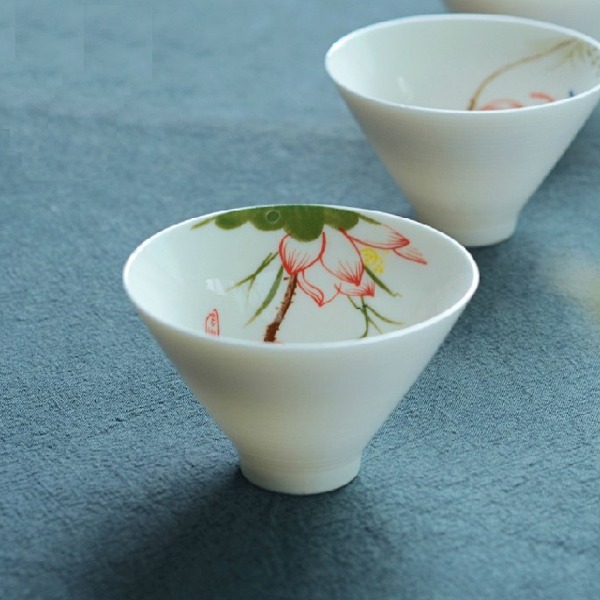 5Cgo 43633845467 手繪青花瓷泡茶茶杯陶瓷品茗杯功夫茶具小茶碗茶盞普洱杯 斗笠杯 六個杯 AGL84000