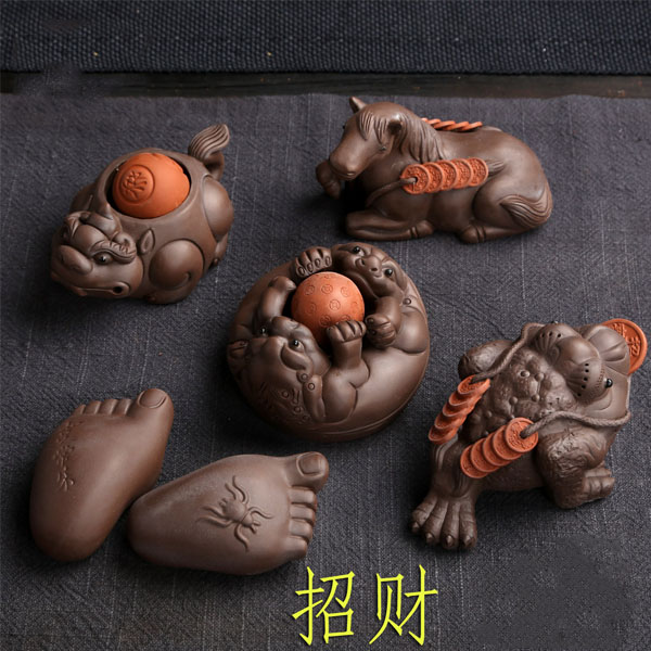 5Cgo 38636226320 茶寵紫砂茶具配件茶玩招財辟邪貔貅金蟾蜍財源滾滾茶盤擺件風水招財茶寵   LAY62000