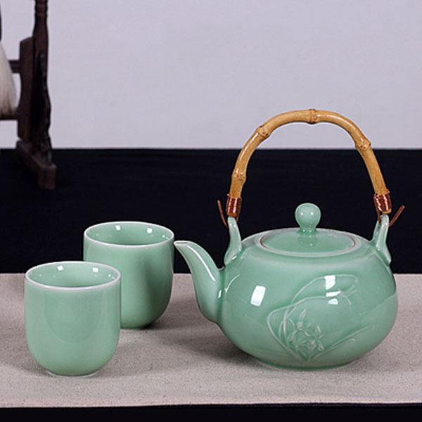 5Cgo 520049178052 龍泉青瓷功夫茶具陶瓷提梁茶壺耐高溫涼茶壺大號大容量梅子青泡茶壺 一壺二杯  LAY85100