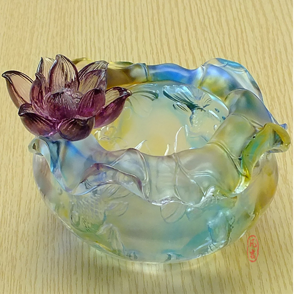 5Cgo 38007954950 琉璃工藝品 客廳擺件 時尚現代琉璃結婚禮品荷蓮花魚缸 附禮盒  GSX87600
