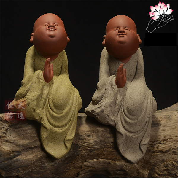 5Cgo  521275022168 紫砂小沙彌家居工藝品擺件創意風化木底座小和尚小佛像人物禮品瓷 LAY85100
