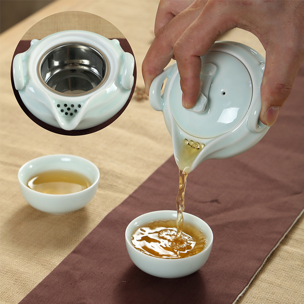 5Cgo  524137471097 青瓷旅行茶具功夫普洱茶壺辦公手抓一壺兩杯紅茶快客杯開片陶瓷  LAY98000