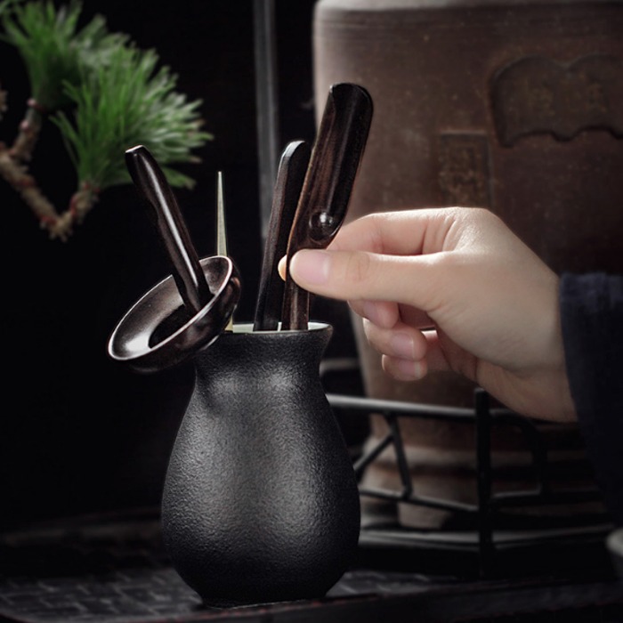 5Cgo 564893321525 黑檀實木六君子套裝烏龍茶功夫茶具配件6件套茶夾茶針茶勺茶桶茶盤茶桌必備 AGL86000
