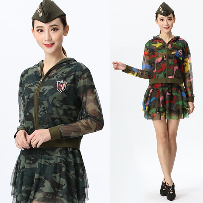 5Cgo 570389009022 漆彈野戰水兵舞衣上衣女迷彩軍綠紅戶外T恤演出服V領廣場舞服裝軍訓-長袖外套+短裙套裝 AGL06100