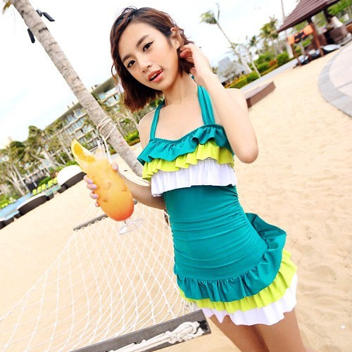 5Cgo 15745507297 溫泉泳衣女顯瘦保守小胸鋼托聚攏連體裙式遮肚遊泳衣女泳裝 MIK06000
