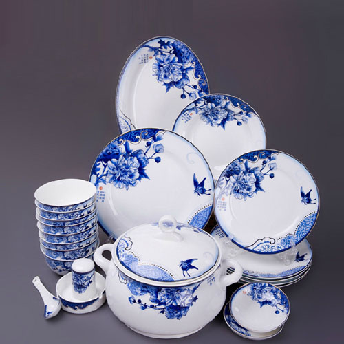 5Cgo 21241311559 餐具套裝56頭骨瓷餐具套裝創意陶瓷碗盤結婚慶送禮物富貴滿堂  SHM69600